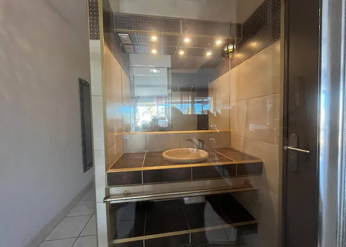 2 Couchages Cap D'agde Naturisme Cn040-816 *